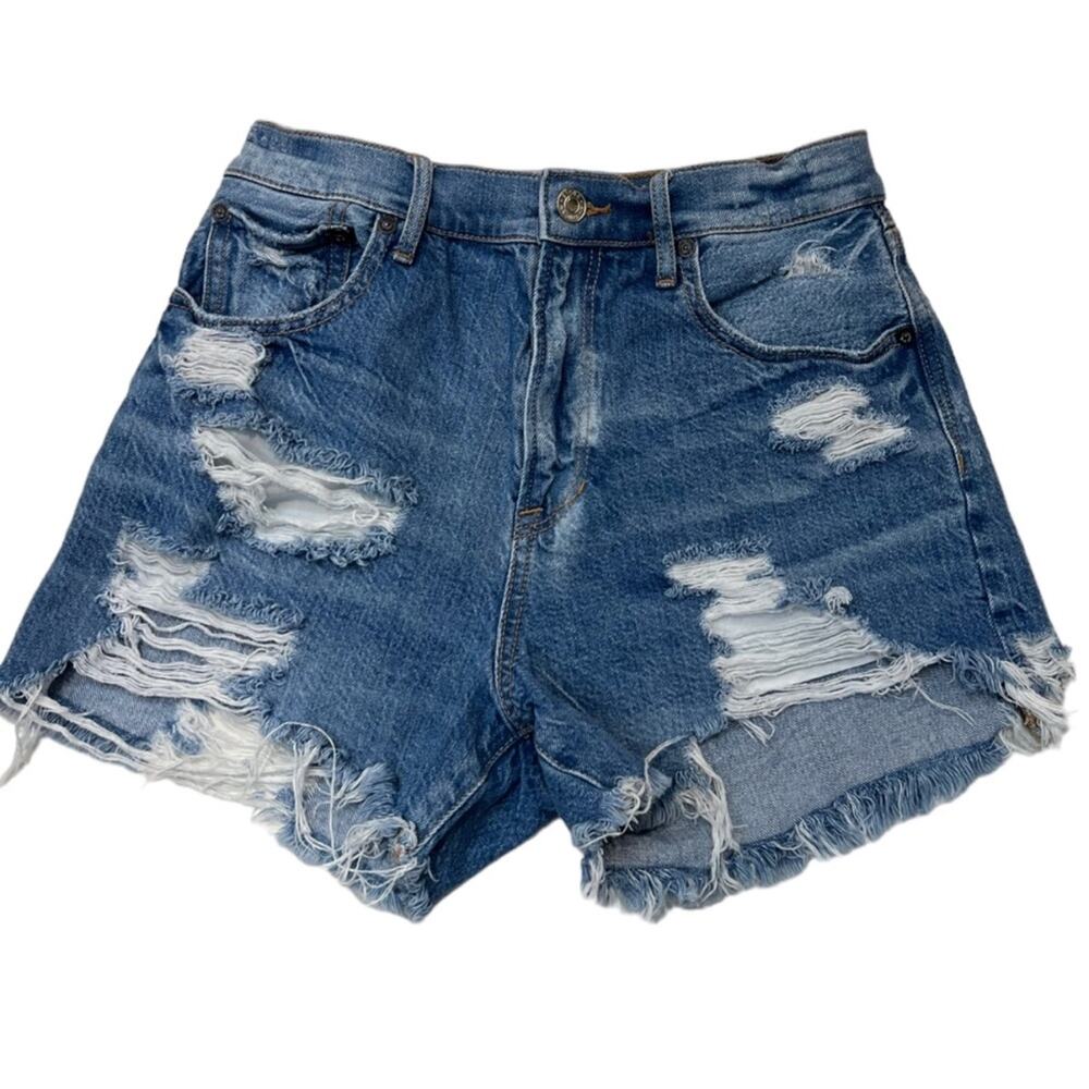 American Eagle Highest Rise 90's Boyfriend Short distressed